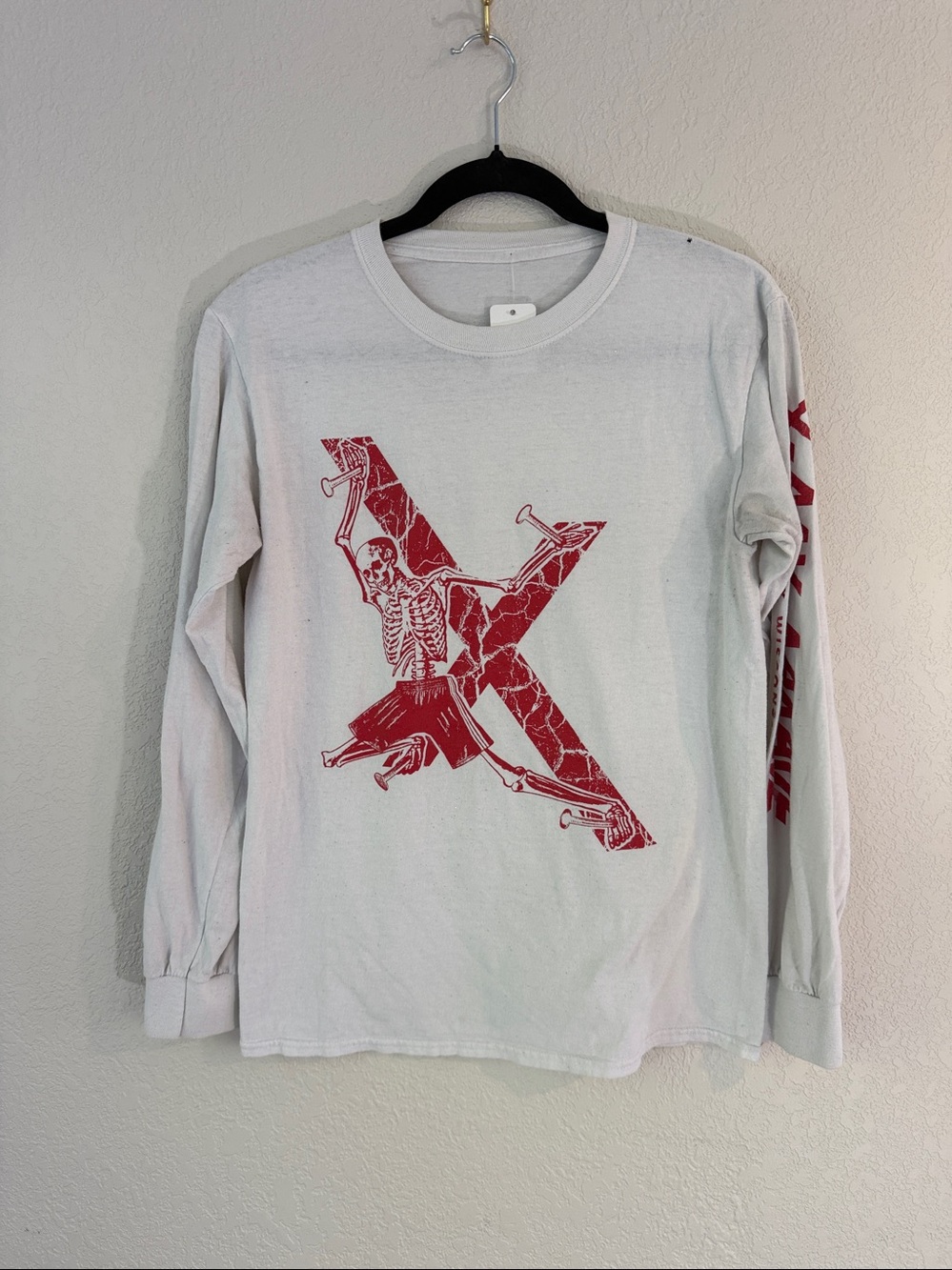 X-Ray Arcade Live Music Venue & bar graphic Metal tee